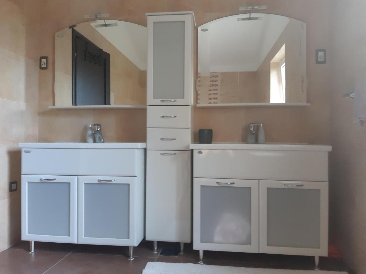 Apartments In Villa Azra غييكا المظهر الخارجي الصورة