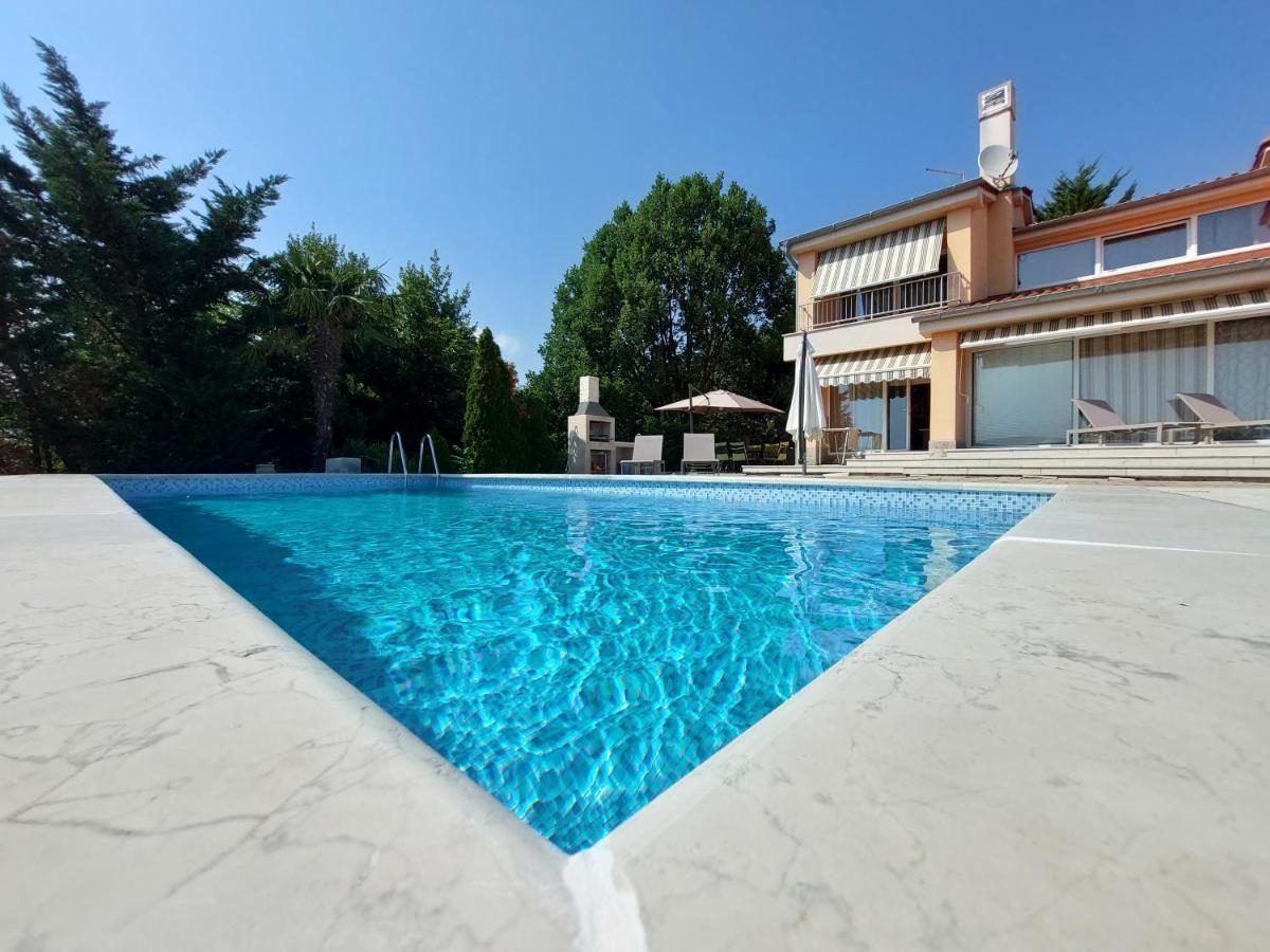 Apartments In Villa Azra غييكا المظهر الخارجي الصورة