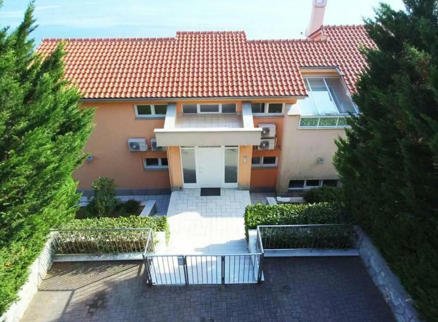 Apartments In Villa Azra غييكا المظهر الخارجي الصورة